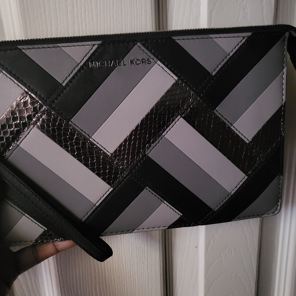 Michael Kors Geometric Leather Clutch - Picture 9 of 11